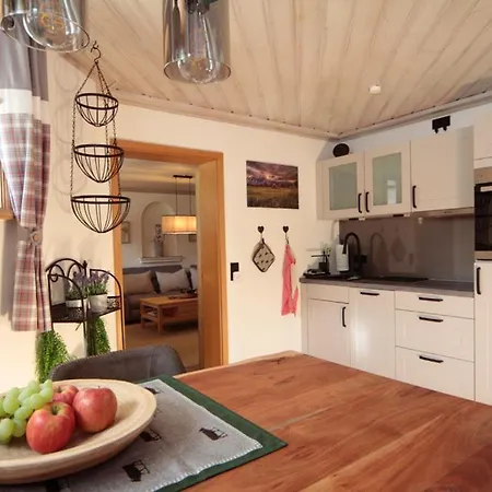 Auer Apartment *